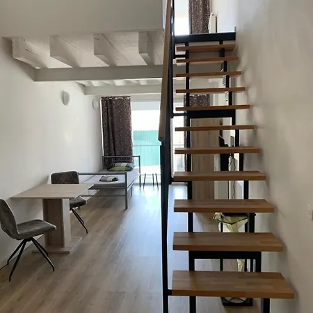 Apartment Haus Elvis Ludwigshafen am Rhein